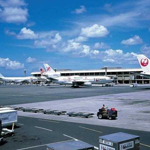 Analisis Penutup Lurang dalam Infrastruktur Lapangan Terbang